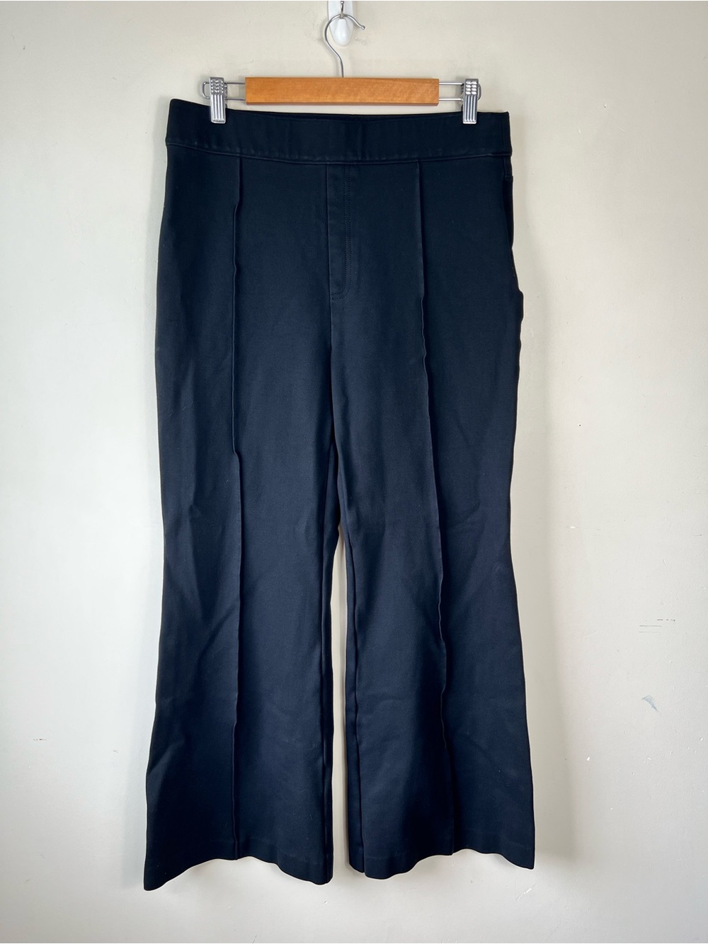 SPANX SPANXsupersmooth® PerfectFit
Ponte Flare Pant Size XL petite Smoothing - Picture 6 of 14